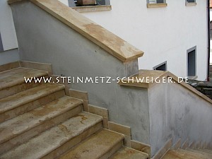 Außentreppe aus Postaer Sandstein